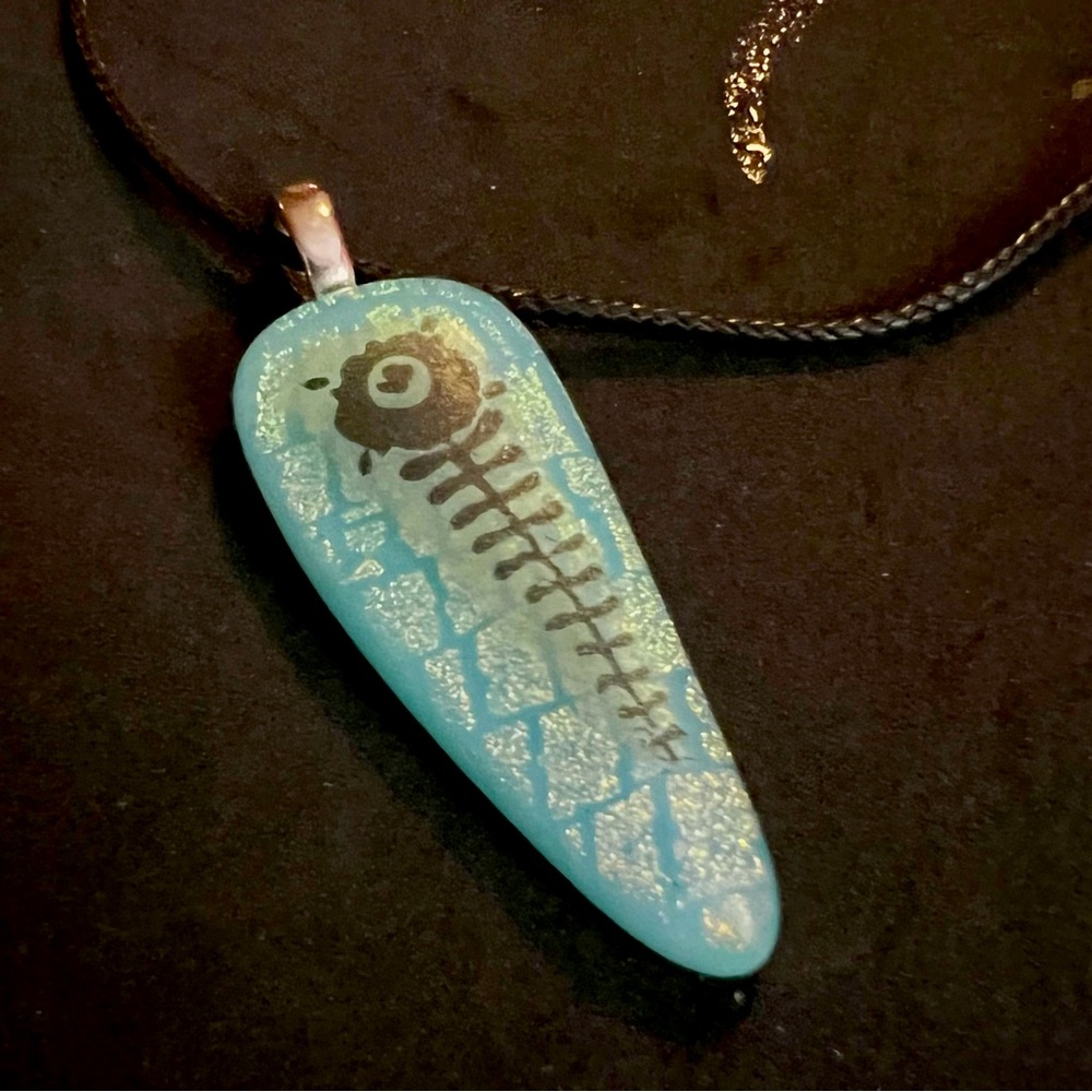 Art Nouveau Pendant Dichroic Glass  Charles Rennie Mackintosh Necklace - Picture 2 of 4